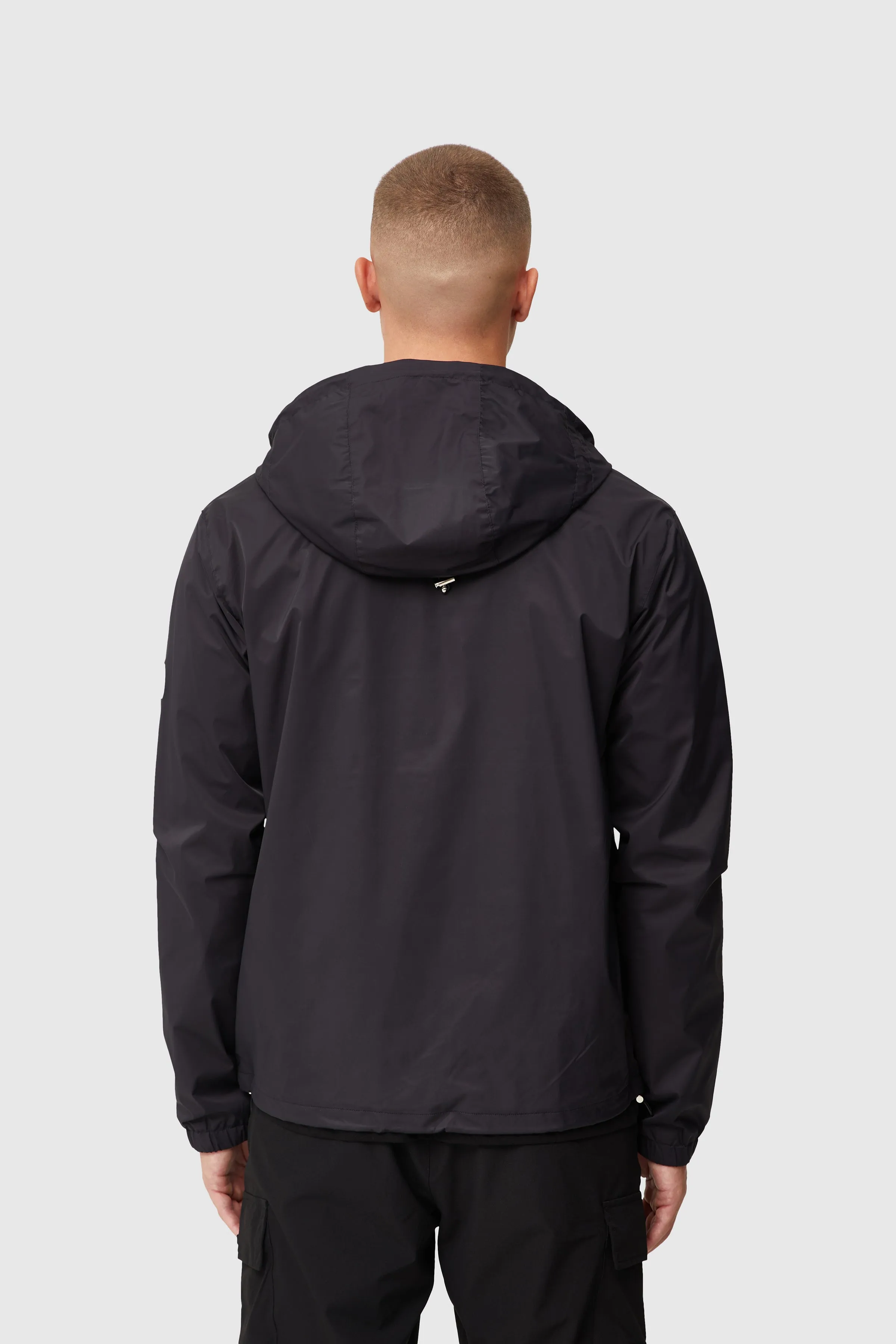 Davos Windbreaker - Black