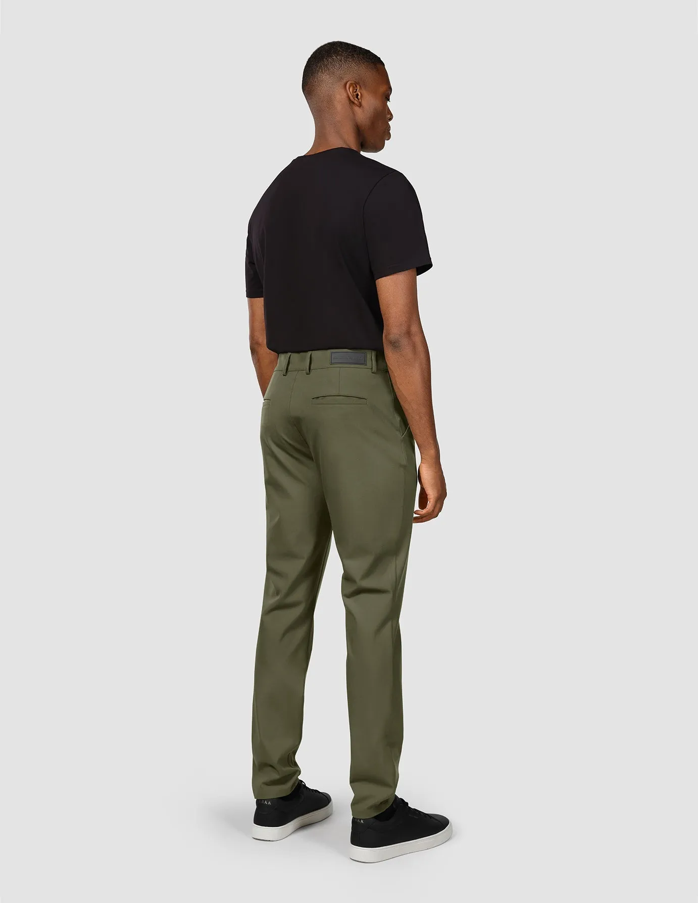 Essential Pants Slim Clover Green