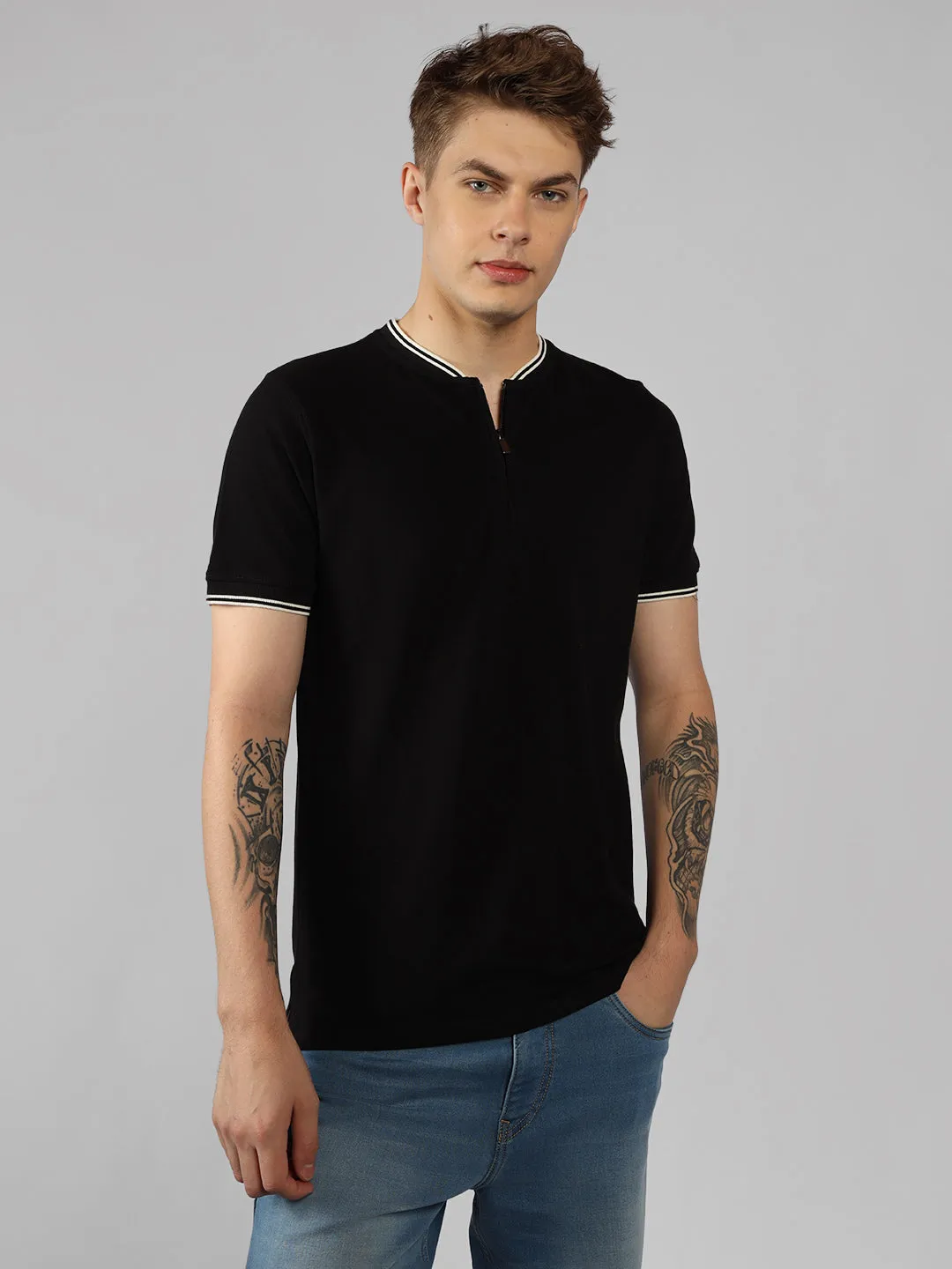 Men's Black Solid Henley Neck Half Sleeve Casual T-Shirt