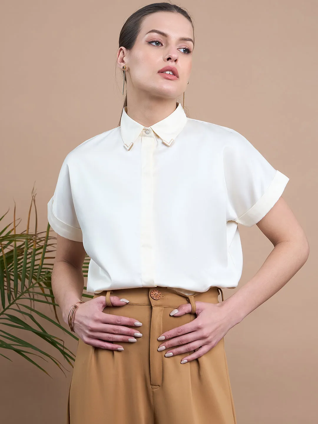 Noi Women Off White Solid With Short Sleeves Satin Formal Shirt