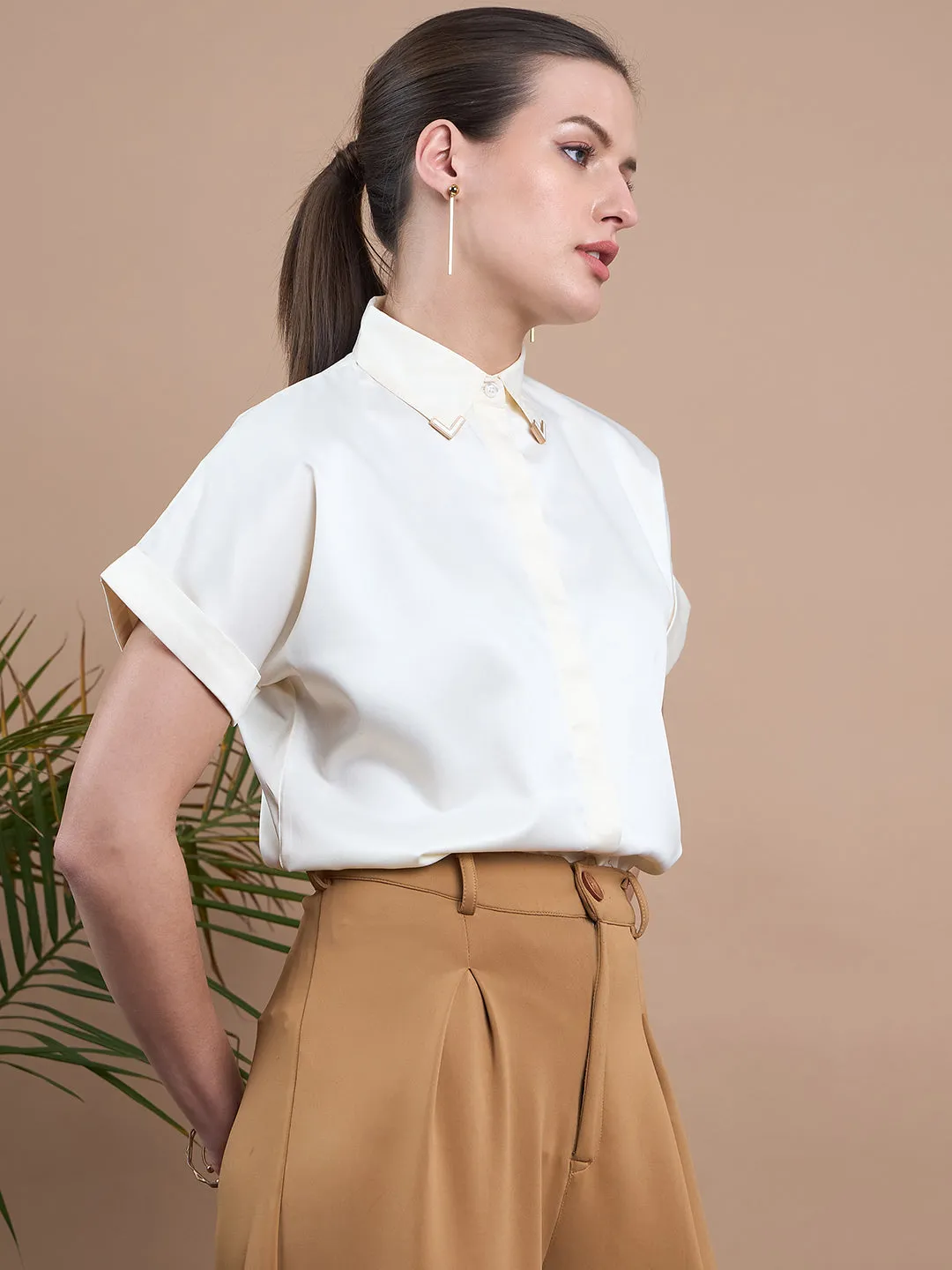 Noi Women Off White Solid With Short Sleeves Satin Formal Shirt