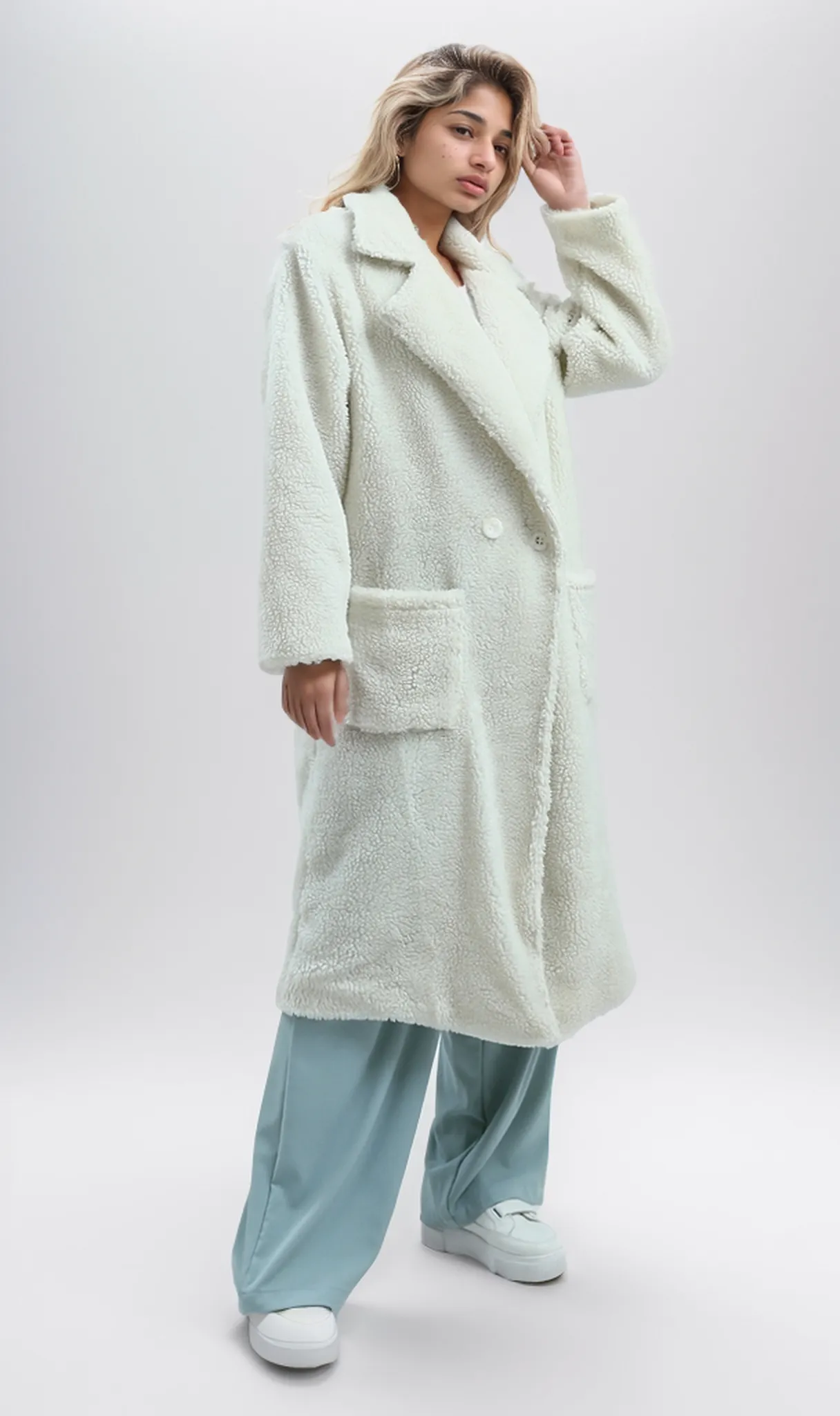 O174085 Notched Lapel Heavy Cozy Off-White Long Coat Jacket