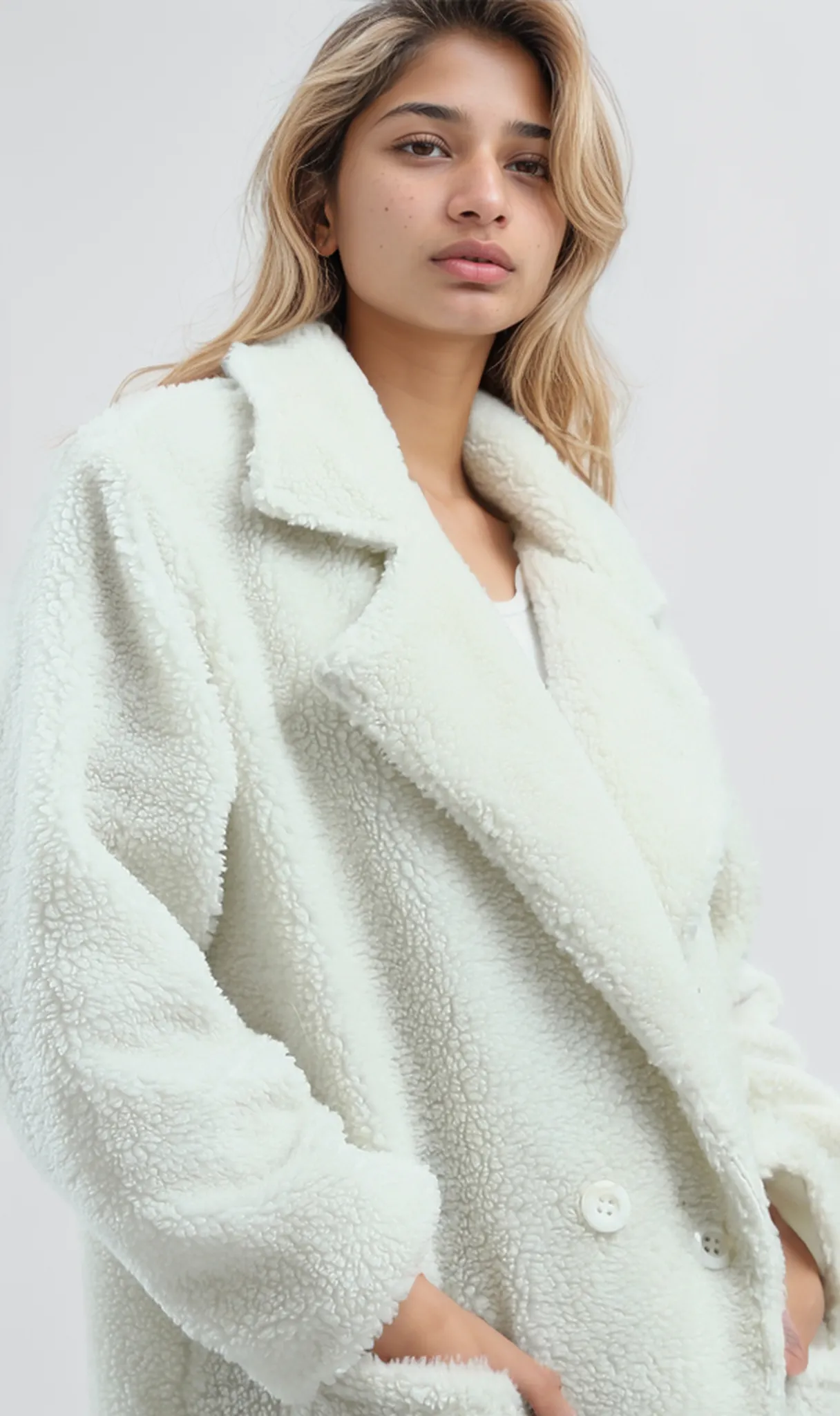 O174085 Notched Lapel Heavy Cozy Off-White Long Coat Jacket