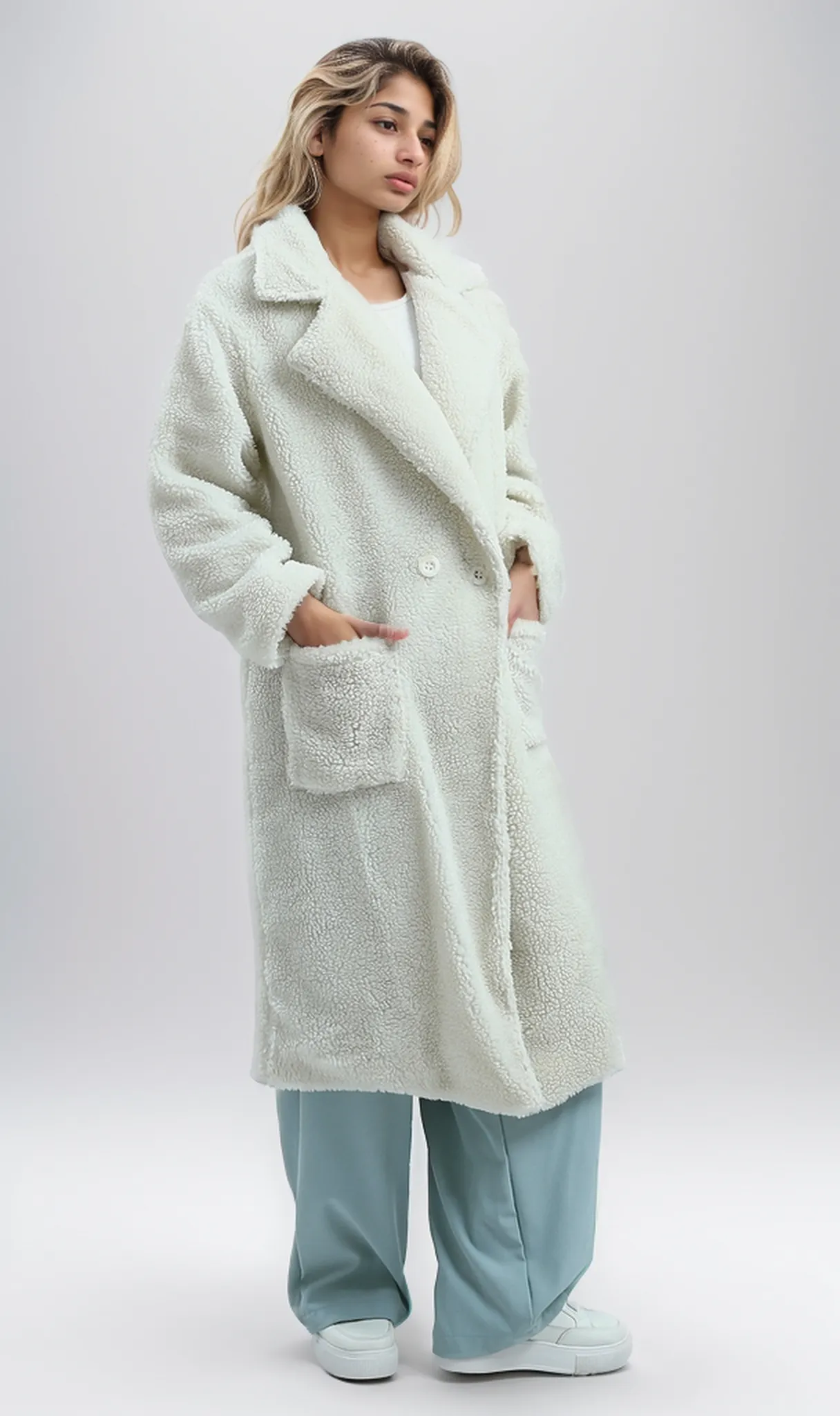 O174085 Notched Lapel Heavy Cozy Off-White Long Coat Jacket