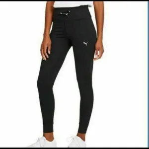 PUMA Black Tight Active Jogger Sweat Pants Womens